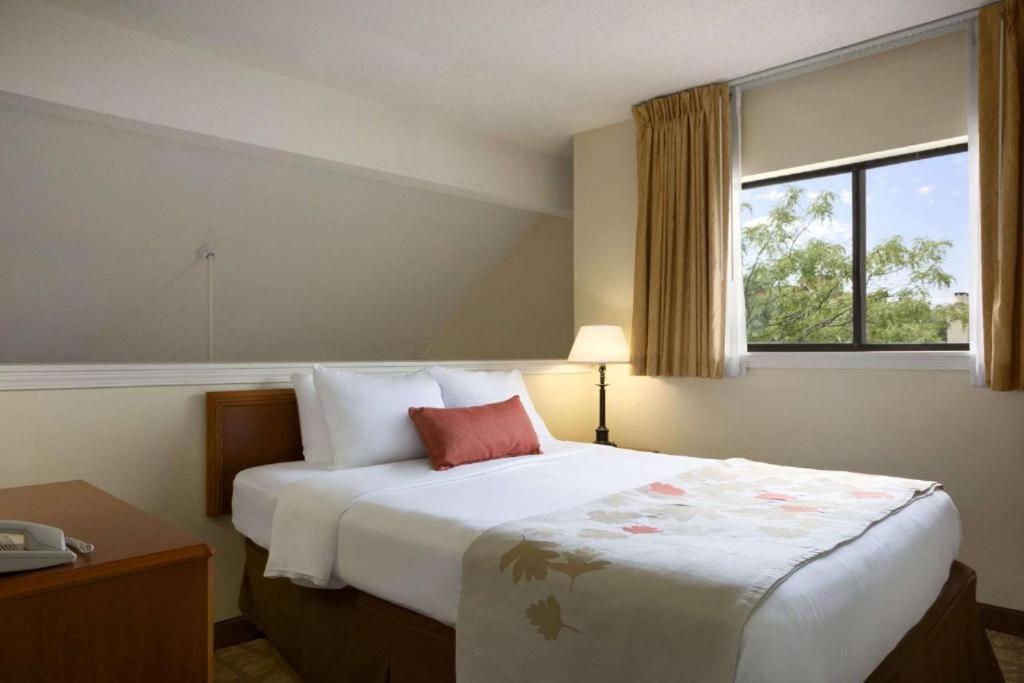 Affordable Of America Grand Rapids Hotel 3*